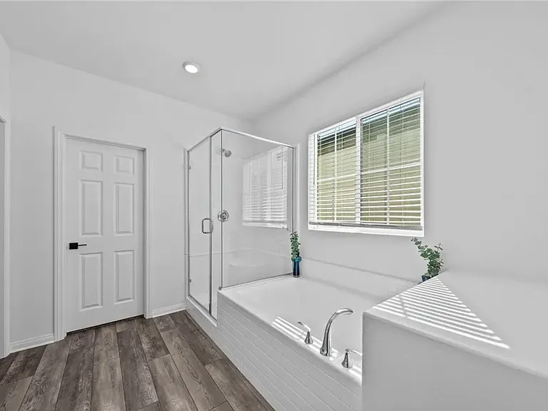 45123 Quicksilver Rd — Photo 16