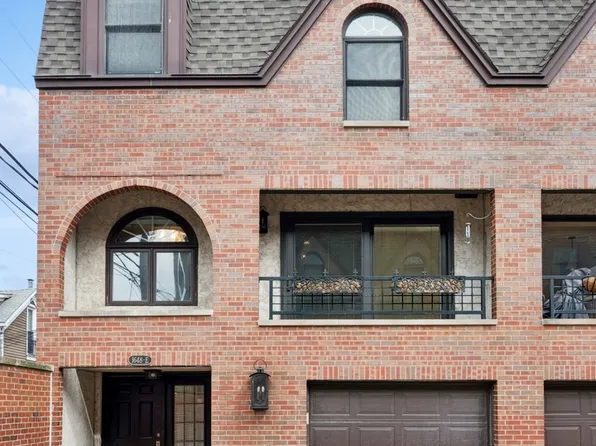 1648 N Burling St E, Chicago, IL 60614
