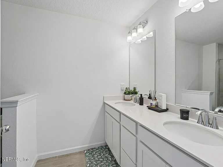 2160 Windward Cay Ln — Photo 27