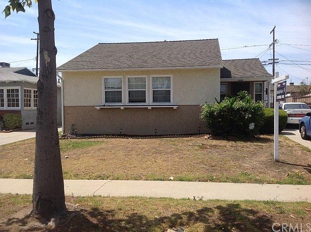 2nd image of 1506 W 110th Pl