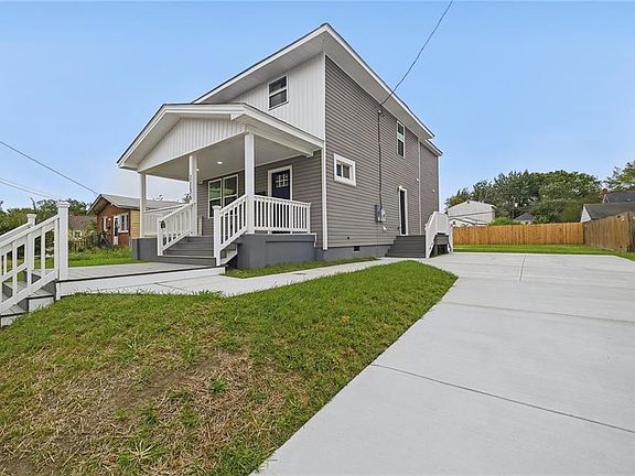 3rd image of 1136 35th St