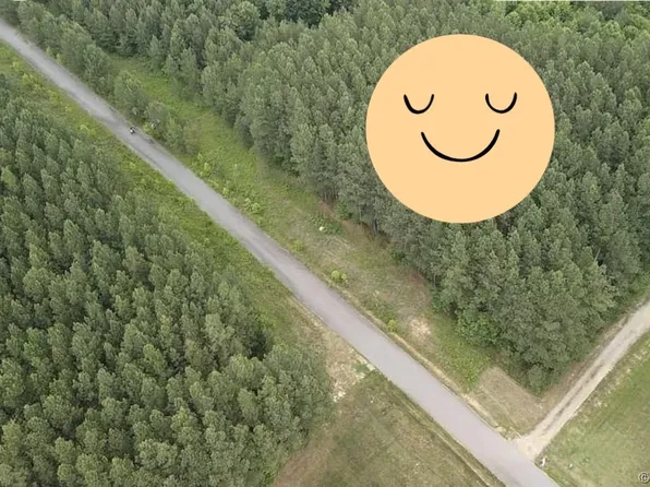 16 Beale St #13, Waverly, VA 23890