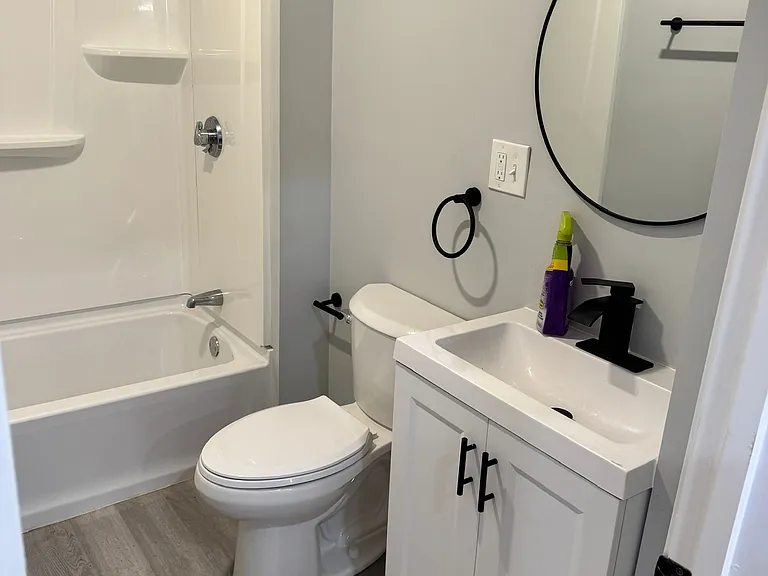 1239 Social St #2 — Photo 5