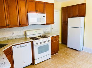 10 Woodland Pl, White Plains, NY 10606