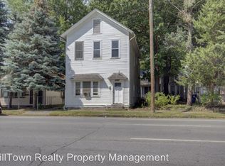 1542 W 3rd St APT 4, Davenport, IA