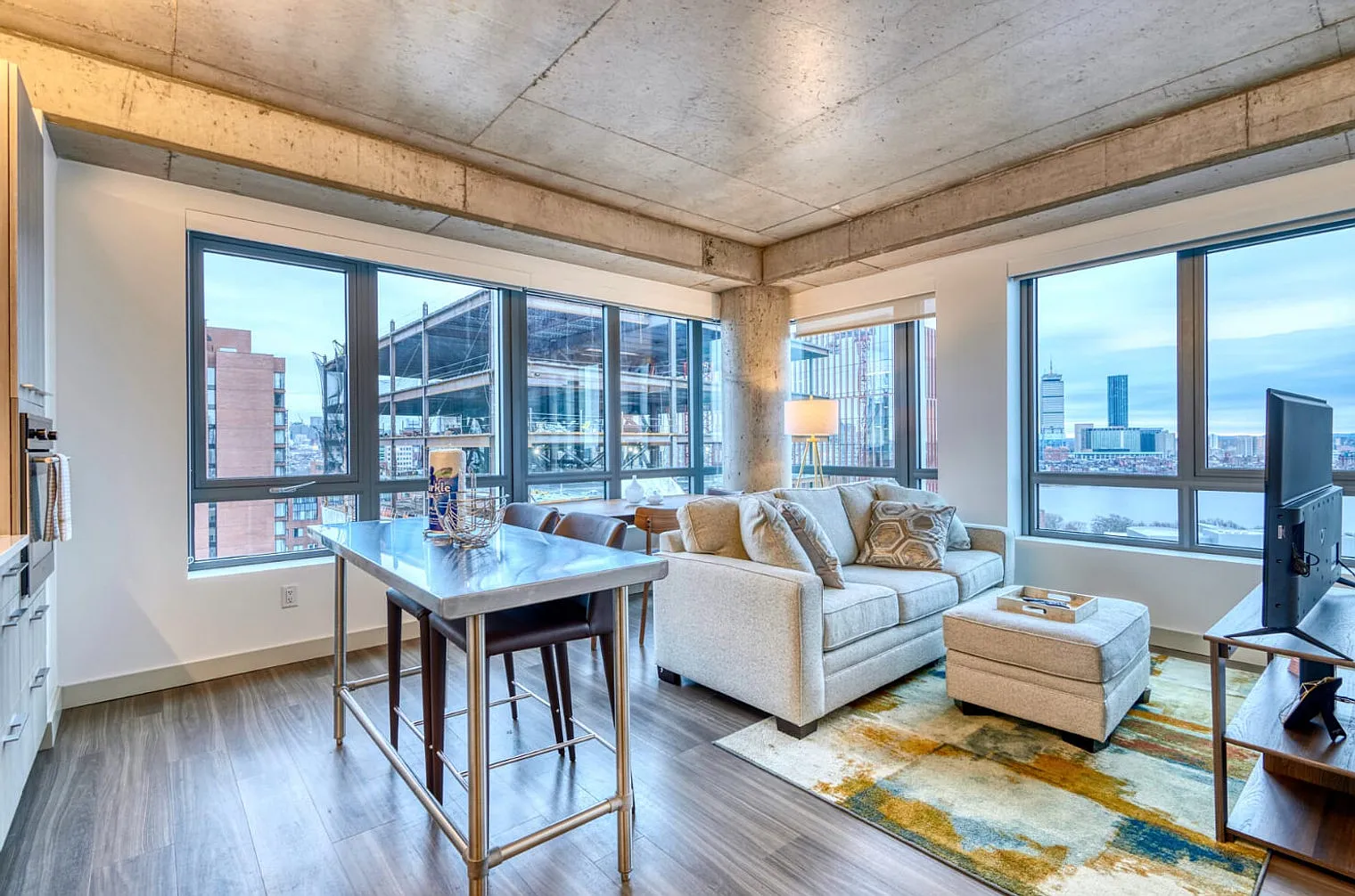 2 bed, 2.0 bath, 957 sqft, $6,714 — Photo 1