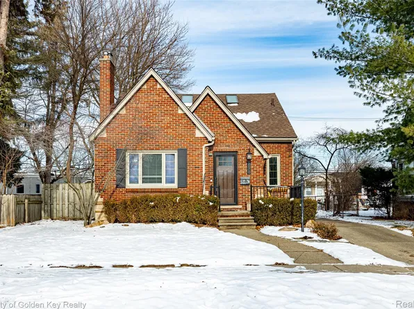 298 W Saratoga St, Ferndale, MI 48220
