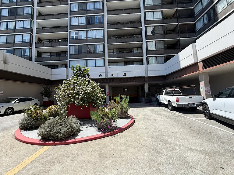 801 Franklin St #104 — Photo 22