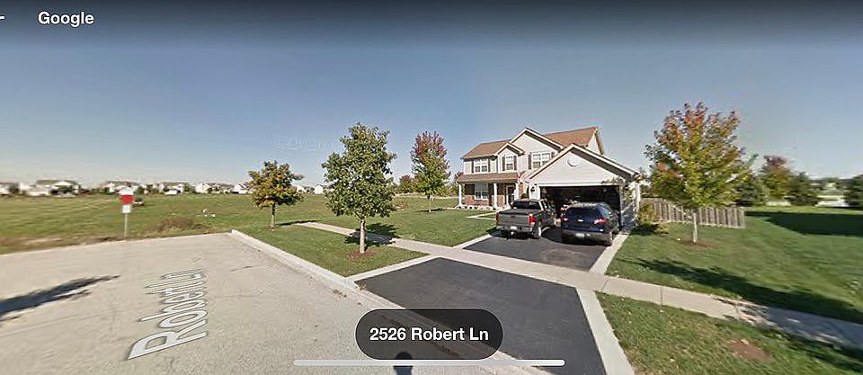 1st image of 2526 Robert Ln