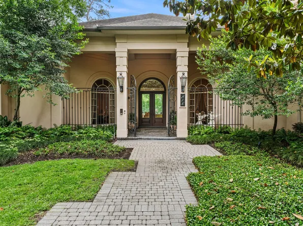 6 Mott Ln, Houston, TX 77024
