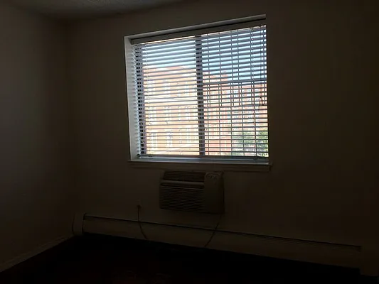 Rented by Prime Realty | media 19