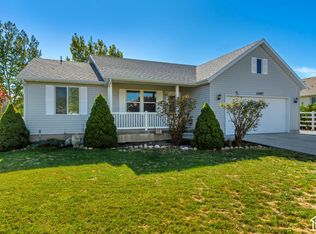 1097 S Legrand Dr, Grantsville, UT 84029