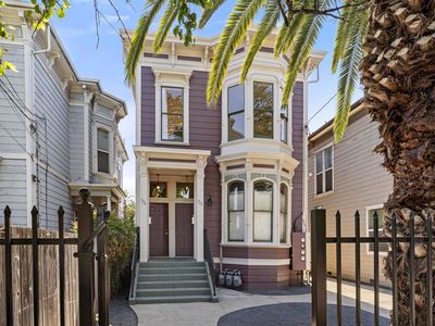 924 Center St, Oakland, CA, 94607