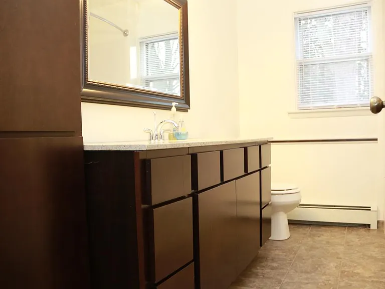 252 Marcus St SW — Photo 14