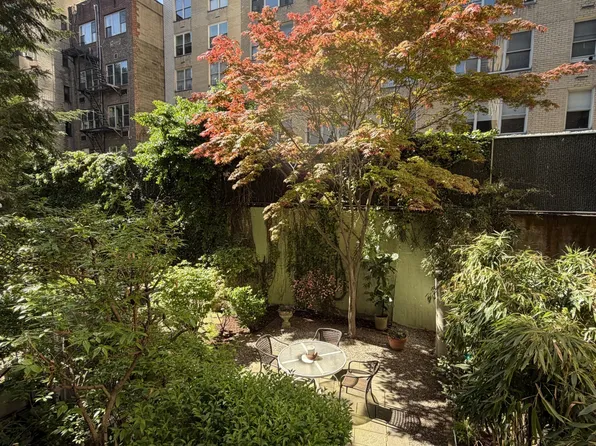 216 East 75th Street image 1 of 19