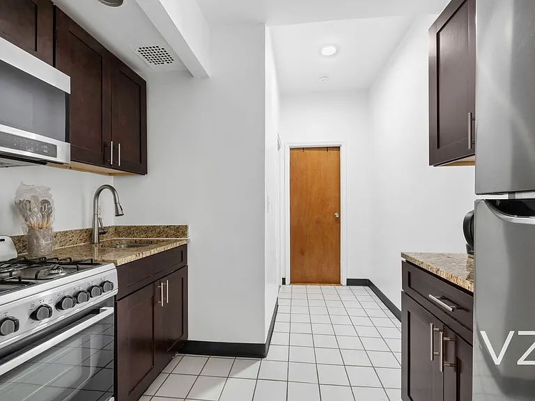 515 W 111th St #2-A — Photo 4