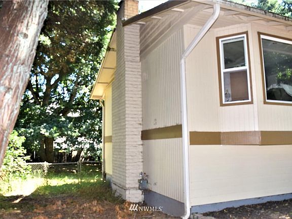 4th image of 5536 Donnelly Dr SE