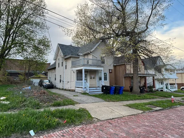 1978 W 93rd St, Cleveland, OH