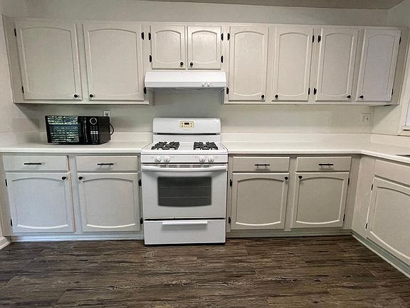 4th image of 1162 Weatherstone Dr NE #1162
