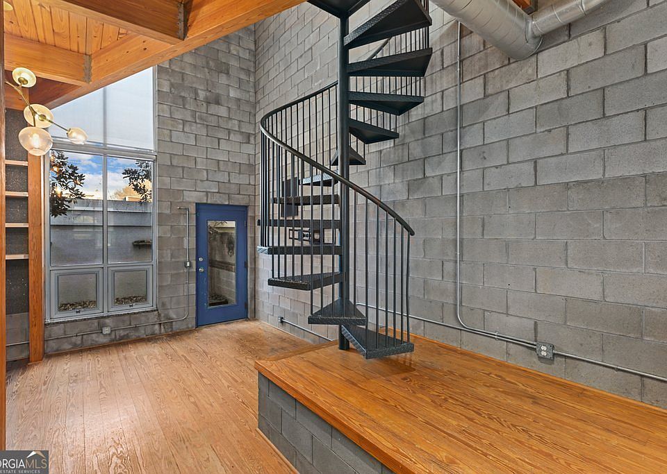 1st image of 542 Ralph McGill Blvd NE APT 5