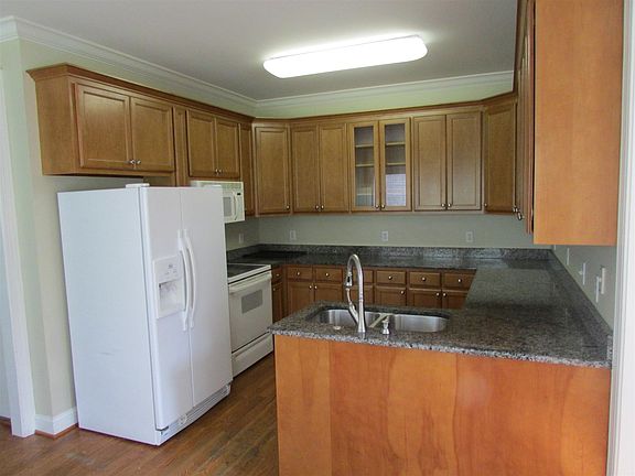 5th image of 1703 Mildare Ct
