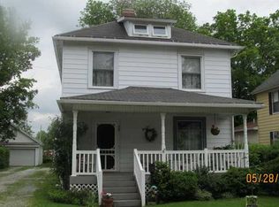 28 S Washington St, North East, PA 16428