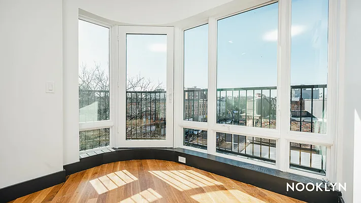 Rented by Nooklyn NYC LLC | media 11