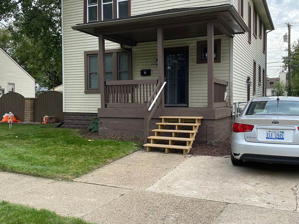 1st image of 1623 Stewart Ave APT 2