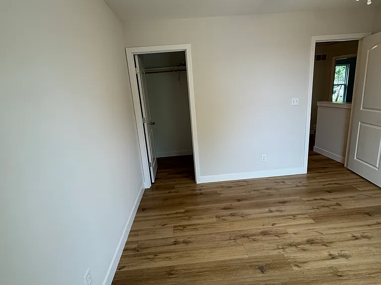 112 E Forest Ave #100 — Photo 18