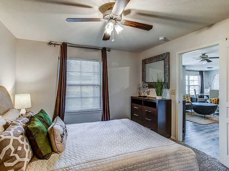 Centerstone Apartments — Photo 15