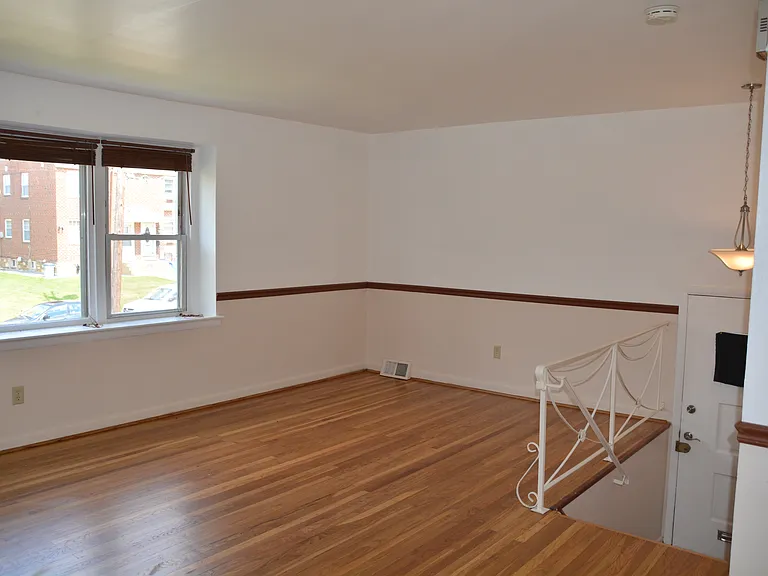 1714 Loney St #2 — Photo 6