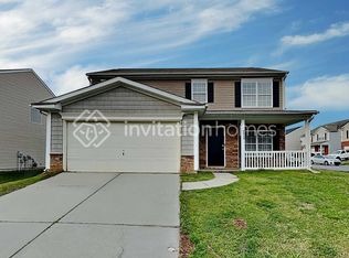 8829 Chalkstone Rd, Charlotte, NC 28216