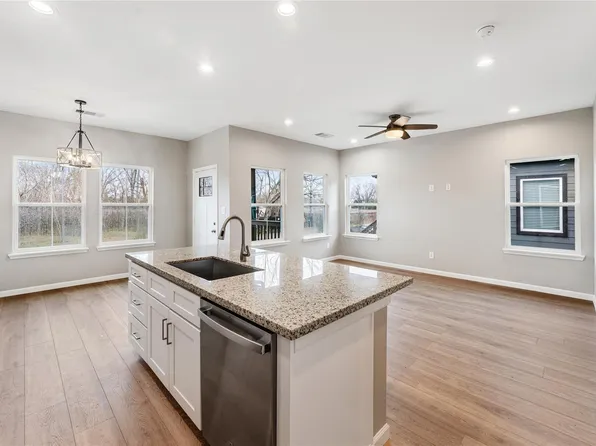 5218 Jezebel St #A, Houston, TX 77033