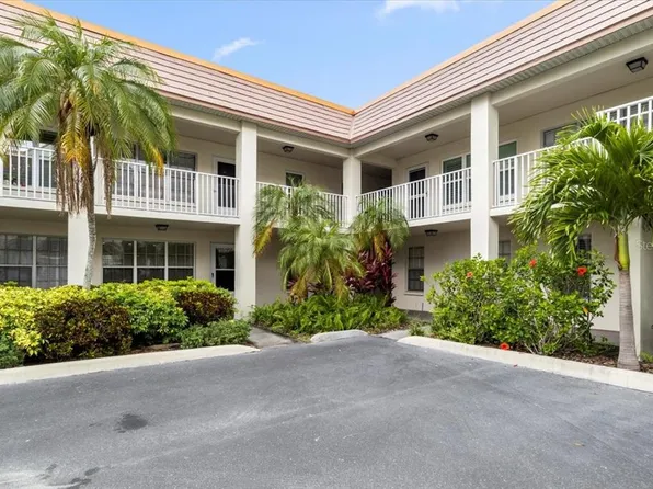 333 Island Way APT 105, Clearwater, FL 33767