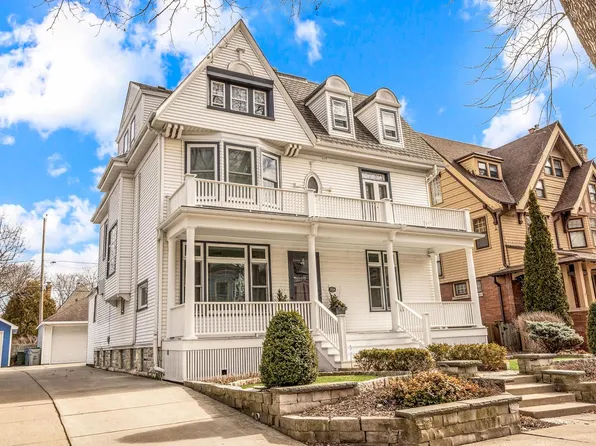 2716 North Shepard AVENUE, Milwaukee, WI 53211