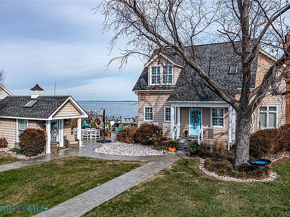 4th image of 639 Marshall Beach Rd