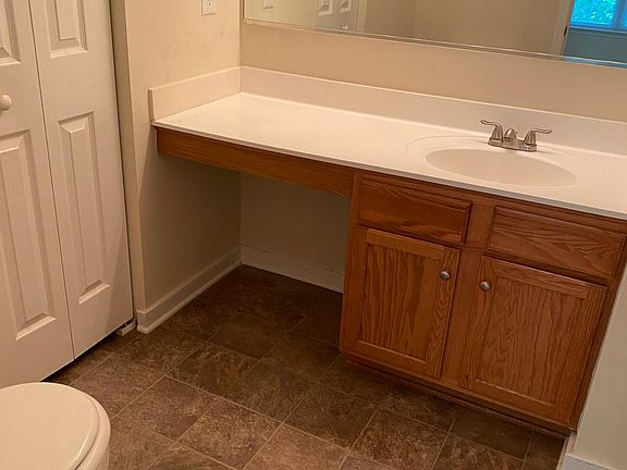 3rd image of 13613 Littlebury Ct
