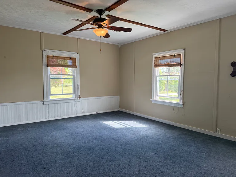 7157 Old Evergreen Rd — Photo 4