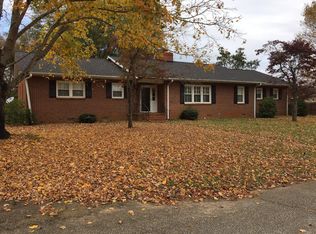 5 Anacoca Ln, Greenville, SC 29611