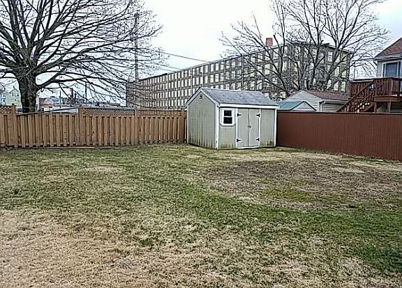 4th image of 83 Carlisa Dr