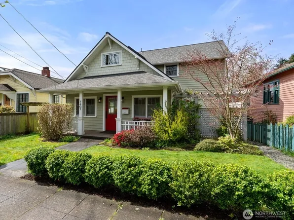 7607 Latona Avenue NE, Seattle, WA 98115