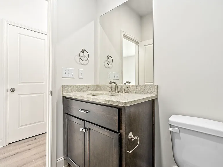 762 N Donahue Dr #3 — Photo 7