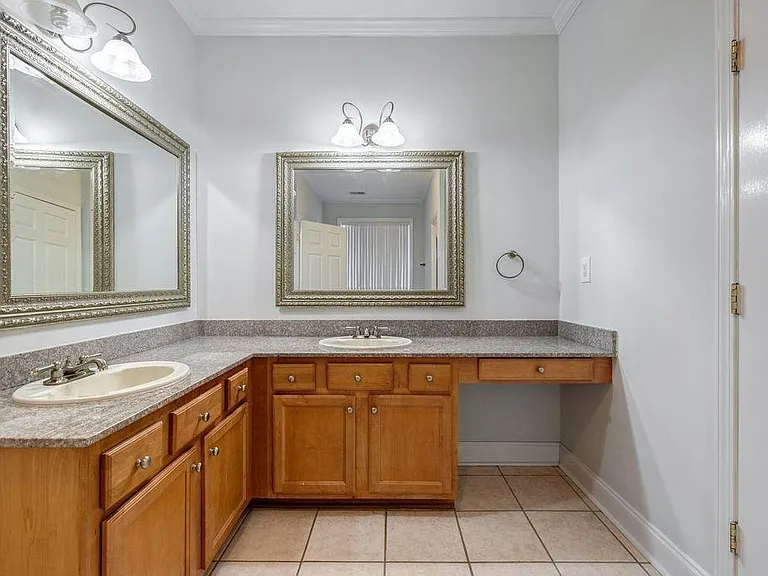 2310 Hosea L Williams Dr NE — Photo 21