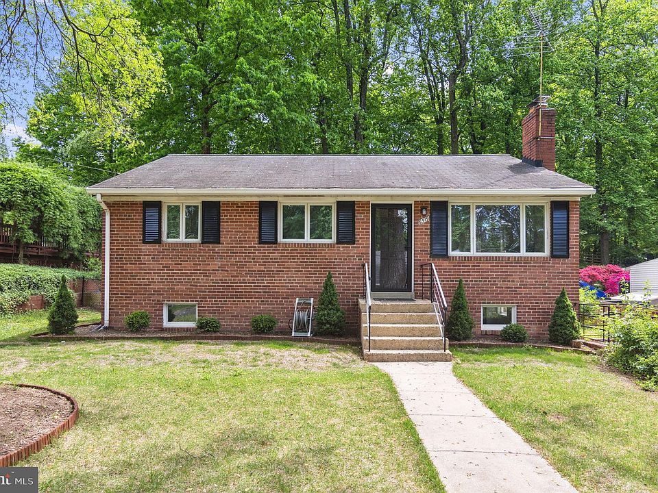 1st image of 6519 Oakwood Dr