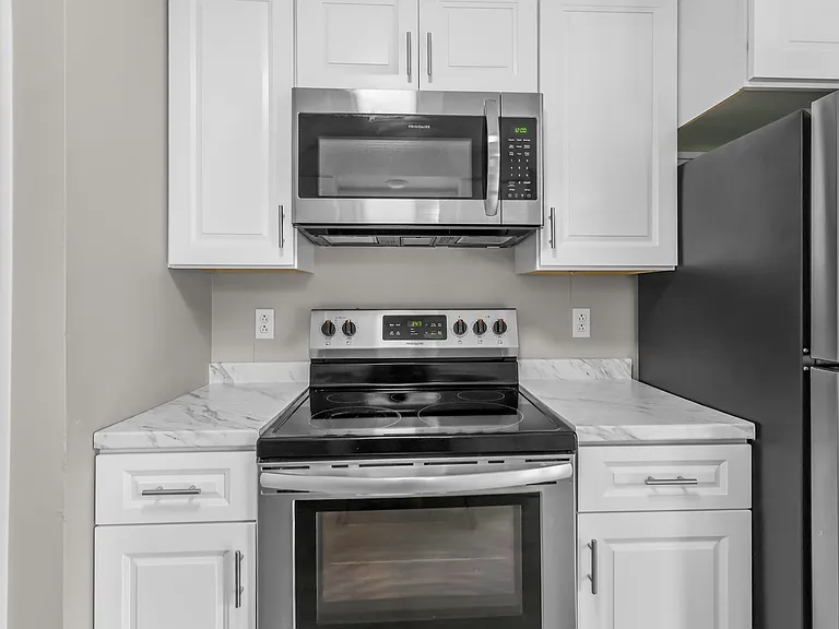 931 Poppy Dr — Photo 19