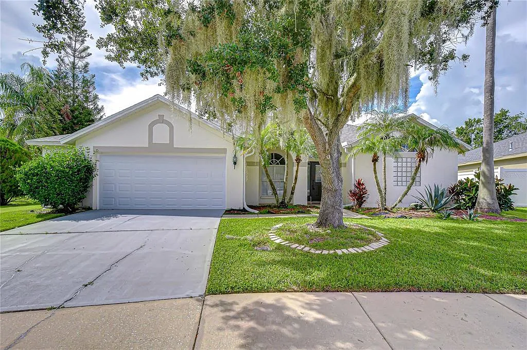 4 bed, 3.0 bath, 2222 sqft, $2,795 — Photo 1