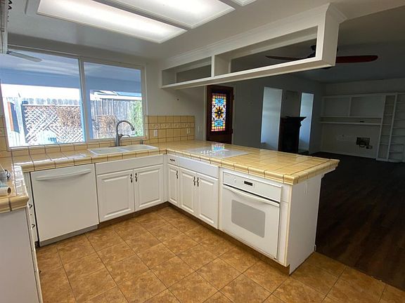 3rd image of 21341 S Feland Ave