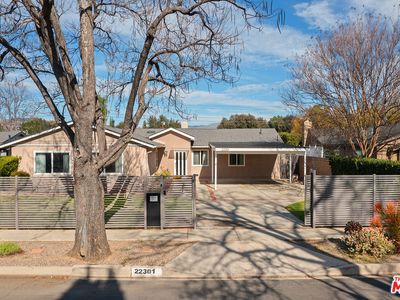 22301 Leadwell St, Canoga Park, CA, 91303