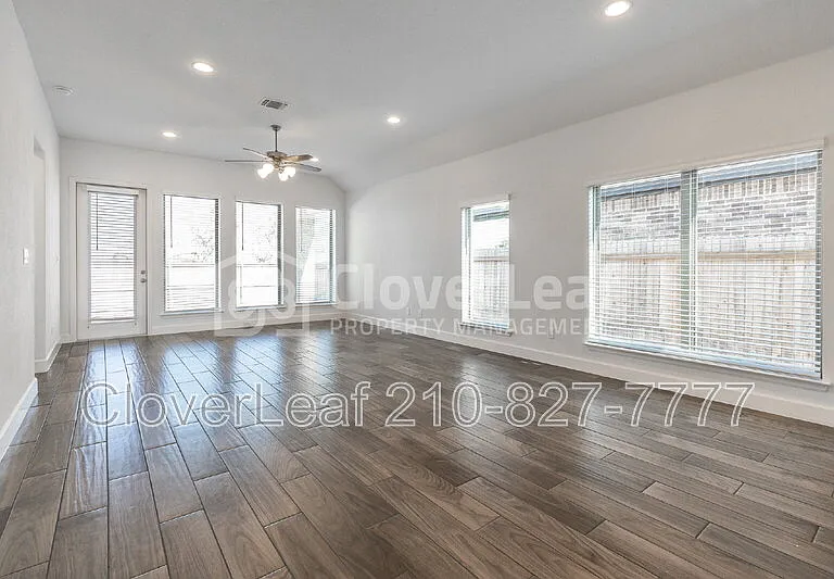 1045 Blue Oak Blvd — Photo 6