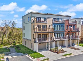 20052 Old Line Ter, Ashburn, VA 20147